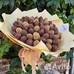 Букеты из клубники в шоколаде