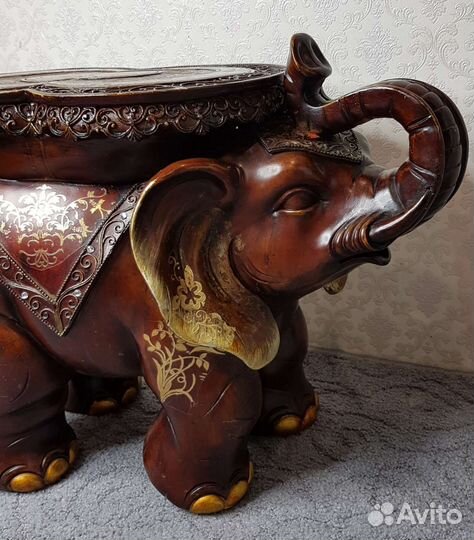 Статуэтка слон из дерева(стул)