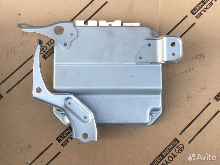 Блок рулевого управления lexus Ls460/600h