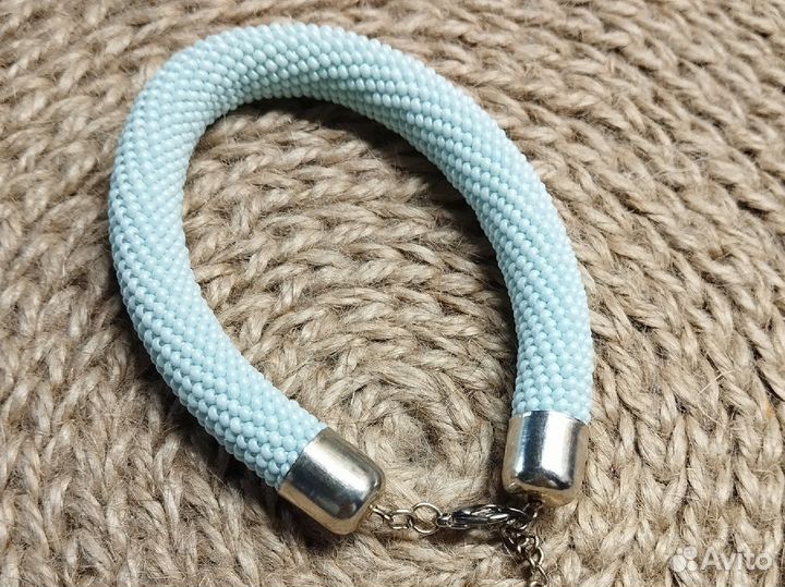 Браслет жгут из бисера