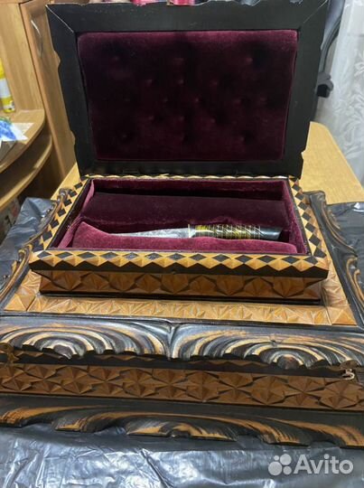 Шкатулка резная деревянная подарочная