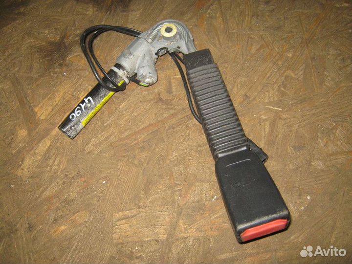 Преднатяжитель ремня безопасности Jaguar XF X250