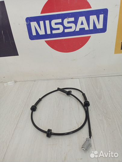 Датчик ABS абс перед nissan qashqai J10 Прав