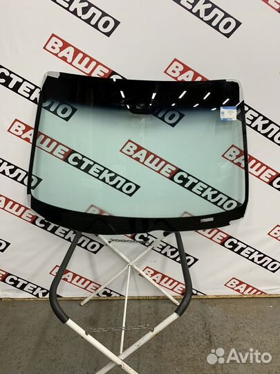 Лобовое стекло Mazda 5 CW CR Установка 1ч