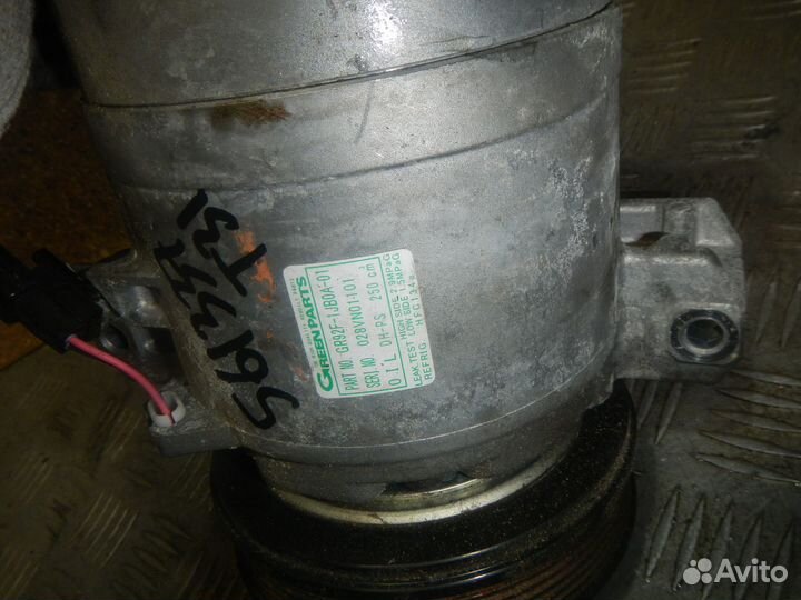 Компрессор кондиционера Nissan X-Trail