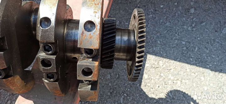 Коленвал Hino