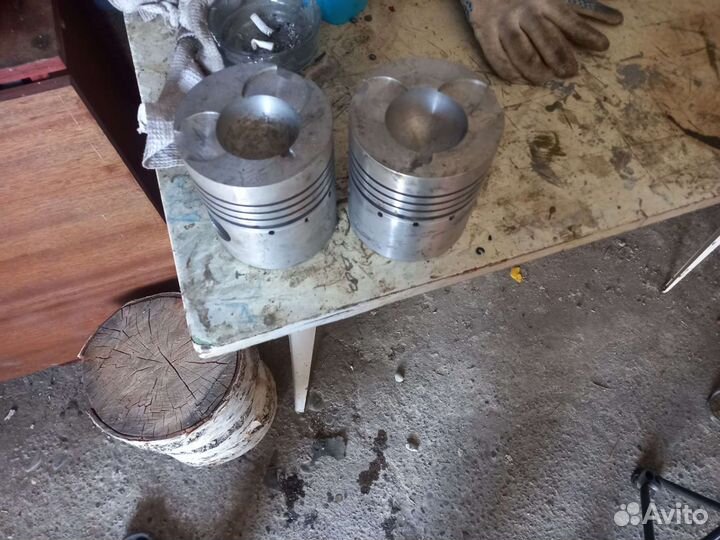 Поршни и другие запчасти