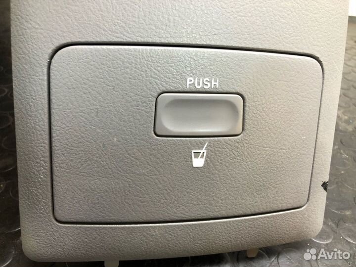 Подстаканник Kia Sorento BL