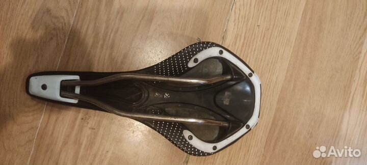 Велосипедное седло