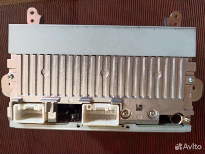 Штатная магнитола mitsubishi outlander xl