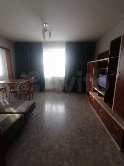 2-к. квартира, 60 м², 8/10 эт.