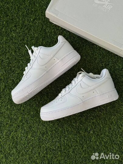 Nike Air Force 1