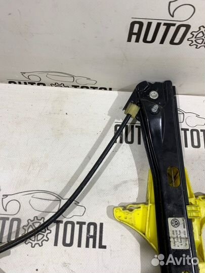 Стеклоподъемник задний правый Volkswagen Polo