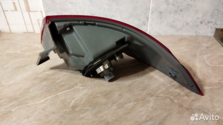 Фара задняя левая внешняя и внутренняя Лада Веста