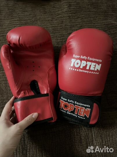 Боксерские перчатки 8oz