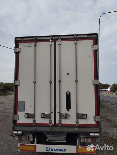 Полуприцеп рефрижератор Krone SD, 2016
