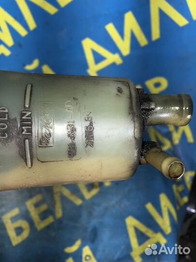 Бачок гур Ford Focus 2