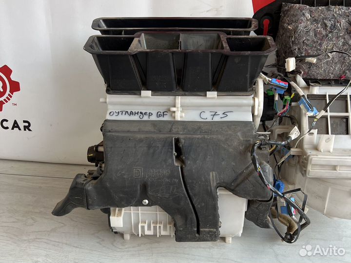 Mitsubishi Otlander печка/корпус печки