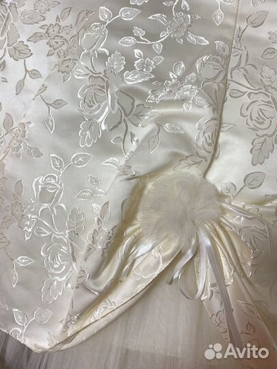 Платье нарядное для девочки (на 10-12 лет)