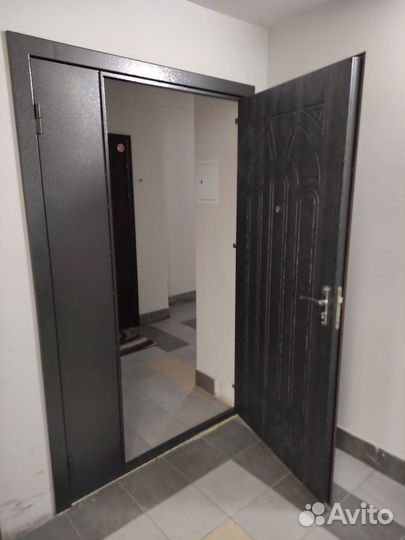 Тамбурные двери / перегородки