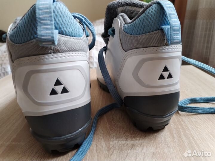 Лыжи беговые fisher женские плюс ботинки