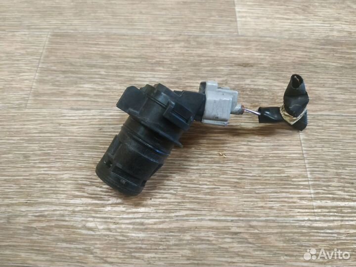 Насос омывателя Mazda 3 BK (2002-2009)