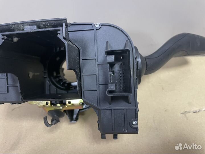 Подрулевой переключатель Ауди А4 8Е Б6