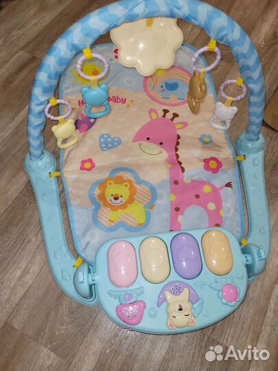 Развивающий коврик с пианино