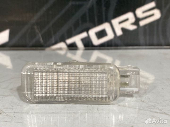 Плафон салона Audi A4 B6 ASN 2004