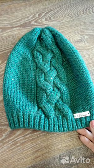 Шапка вязанная женская,новая