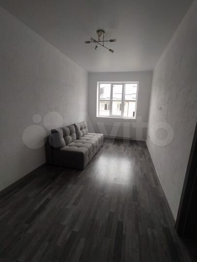 1-к. квартира, 37 м², 4/4 эт.