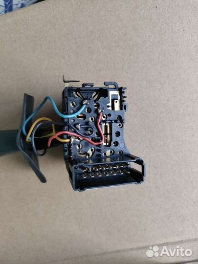 Подрулевой переключатель logan 1 фаза 2