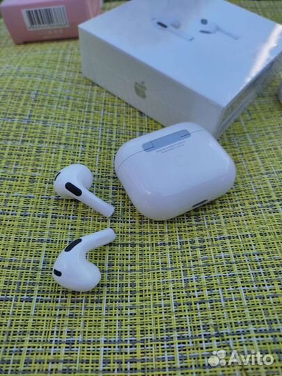 AirPods 3 + чехол в подарок