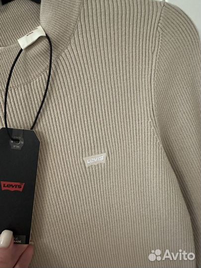 Свитер Levis
