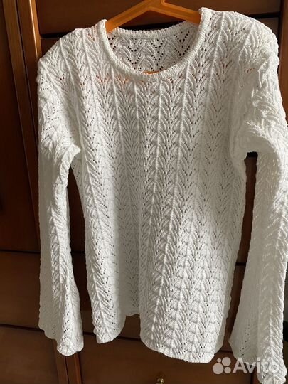 Свитер женский