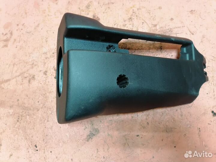 Кожух рулевой колонки Land Rover Freelander 2