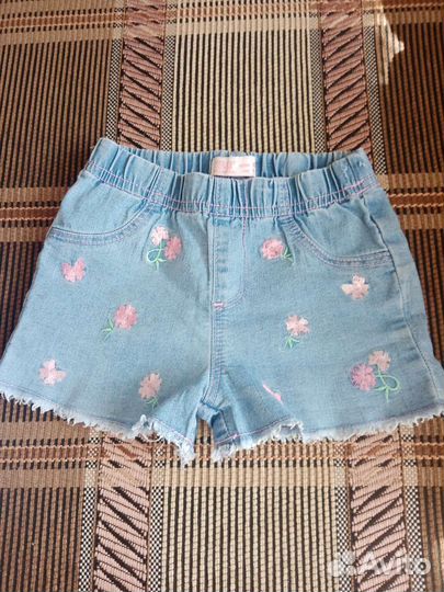 Джинсовые шорты для девочки