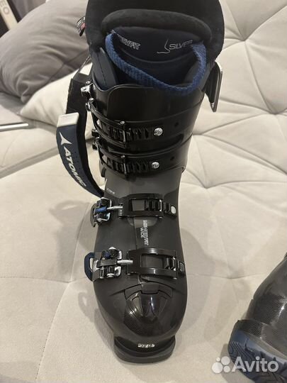 Горнолыжные ботинки atomic hawx 110s