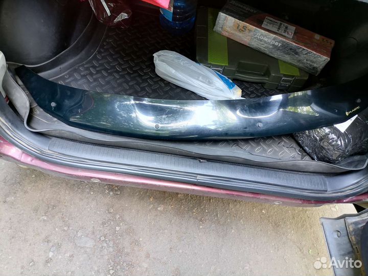 Дефлектор капота Vortex