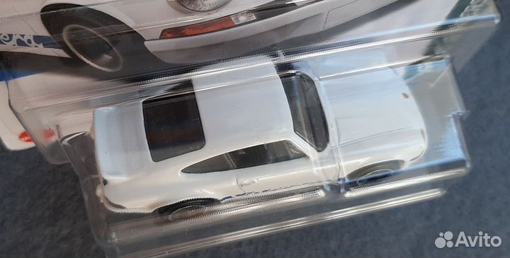 Hot wheels porsche 911 carrera