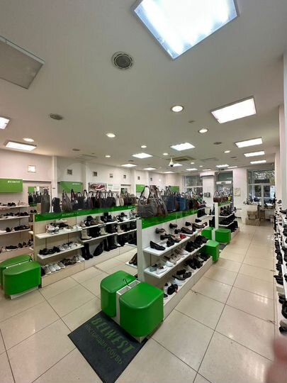 Торговая площадь, 168 м²