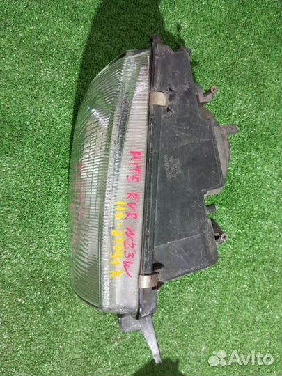 Фара галогеновая правая Mitsubishi Rvr N23W