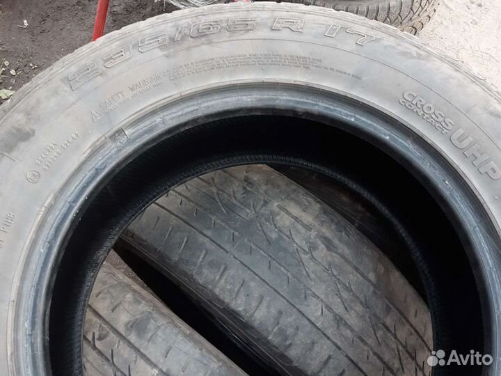 Continental ContiCrossContact UHP 235/65 R17 104V