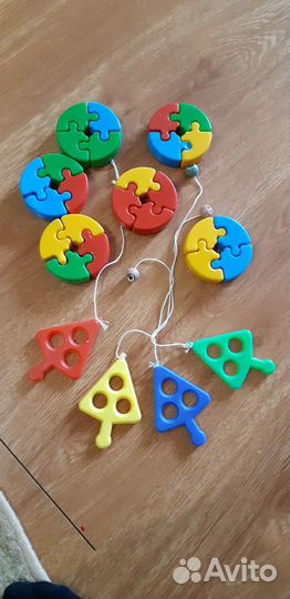 Развивающие игрушки