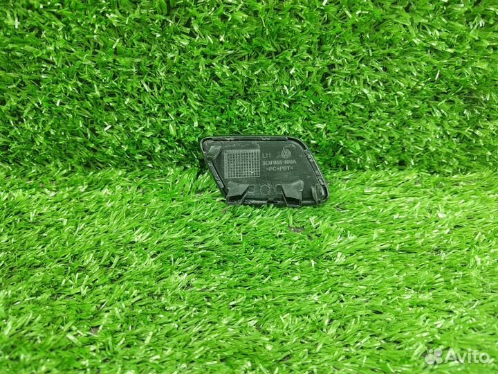 Крышка форсунки омывателя фар левая VW Passat B6 2