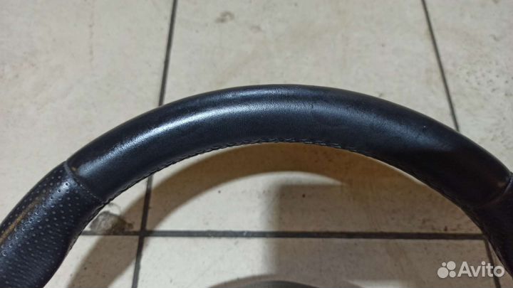 Руль М-тех бмв е90 е91 е92 из Японии