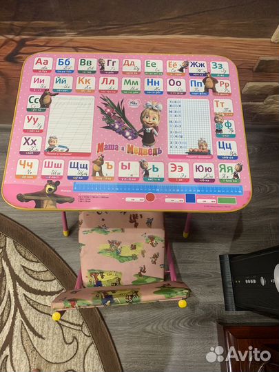 Стол и стул