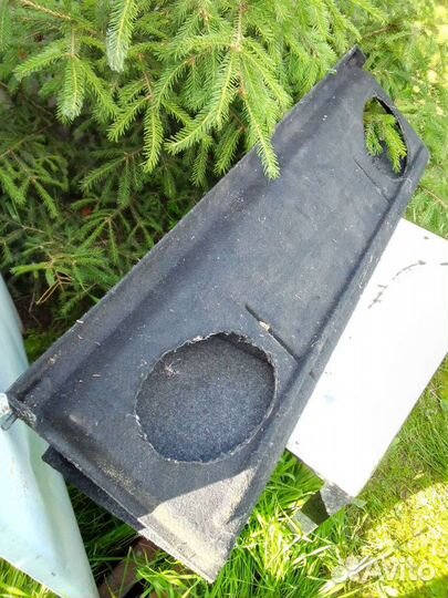 Задняя полка