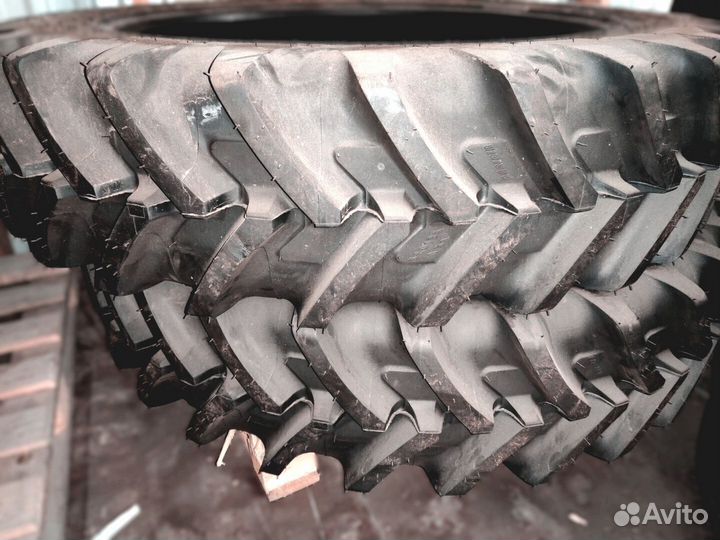 320/85R38 (12.4R38) BKT Agrimax RT-855 TL