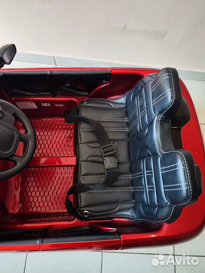 Barty Автомобиль Land Rover DK-RRE99